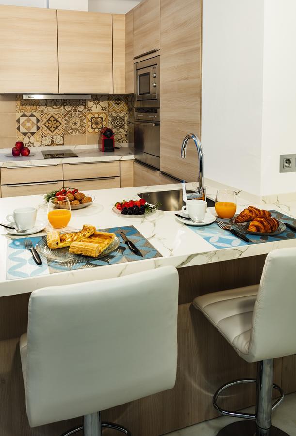 Betis 7 Luxury Boutique Apartments Севілья Екстер'єр фото