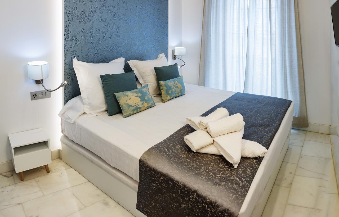 Betis 7 Luxury Boutique Apartments Севілья Екстер'єр фото
