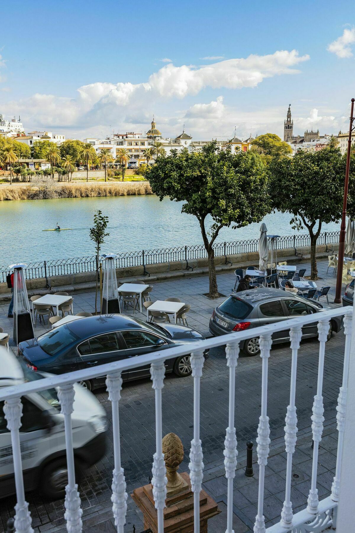 Betis 7 Luxury Boutique Apartments Севілья Екстер'єр фото