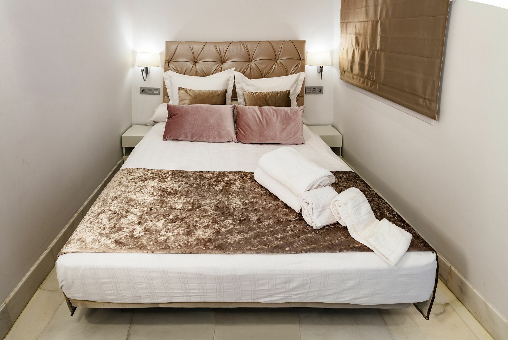 Betis 7 Luxury Boutique Apartments Севілья Екстер'єр фото
